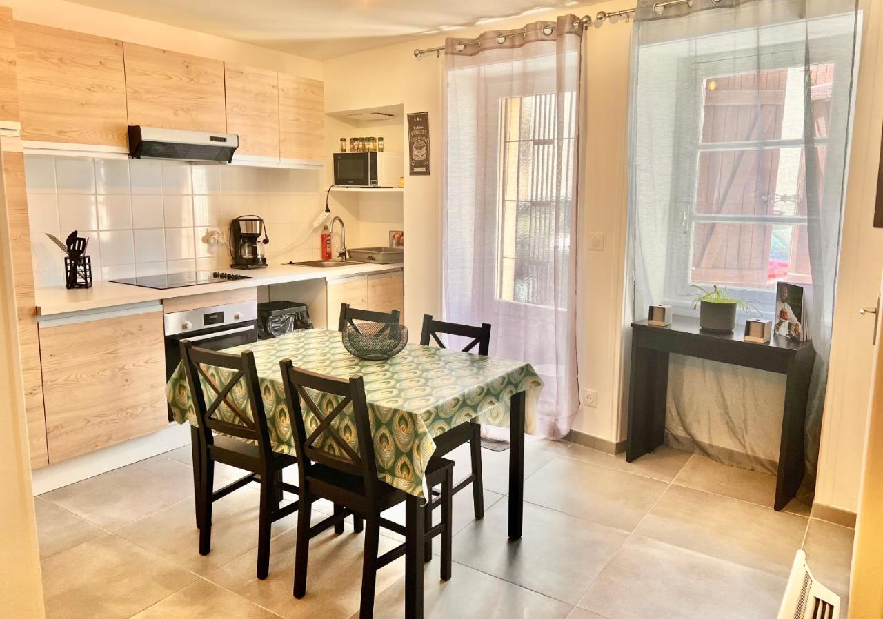 Villa 2 Chambres Proche D'Un Lac Ruelle-sur-Touvre Exteriér fotografie