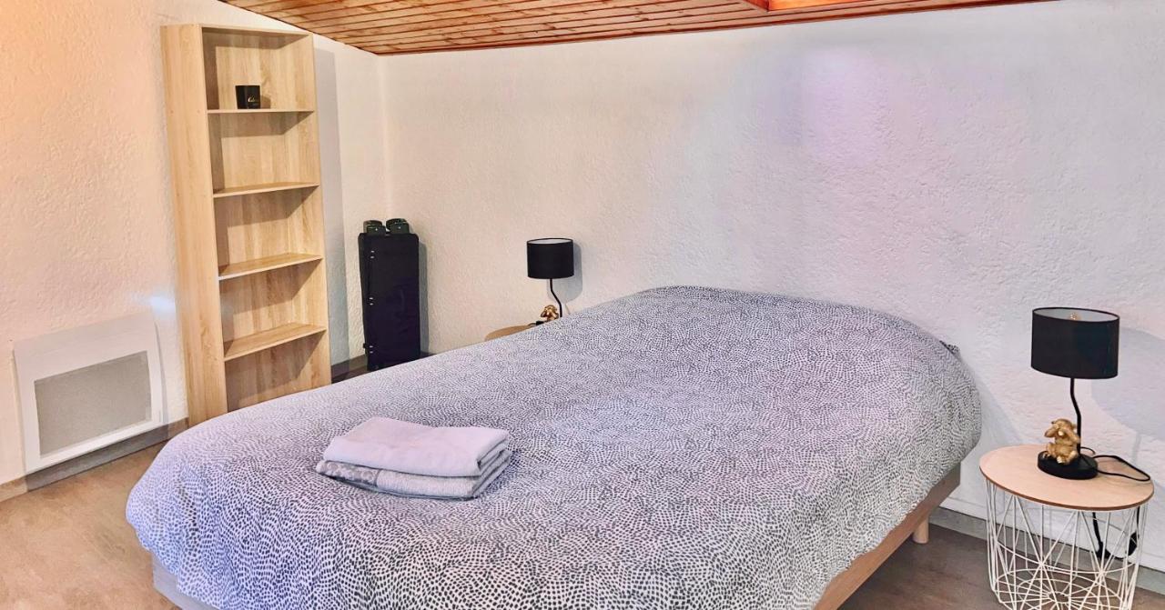 Villa 2 Chambres Proche D'Un Lac Ruelle-sur-Touvre Exteriér fotografie