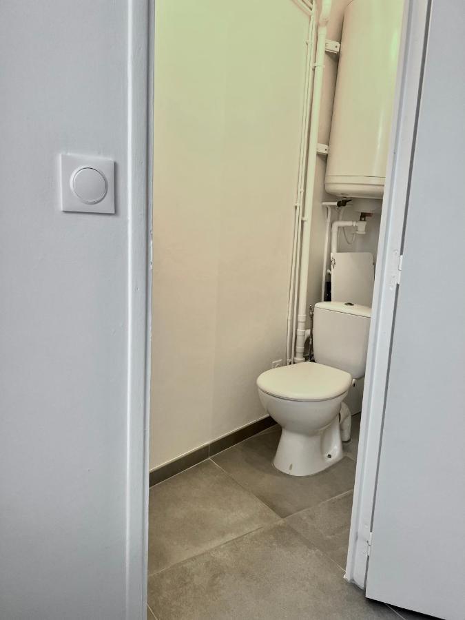 Villa 2 Chambres Proche D'Un Lac Ruelle-sur-Touvre Exteriér fotografie